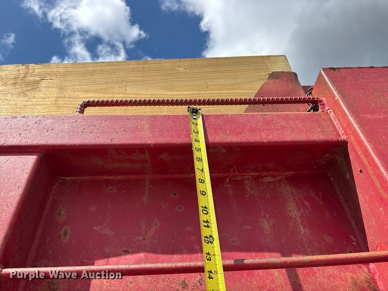 image for item FG0676 1990 Chevrolet Kodiak dump truck