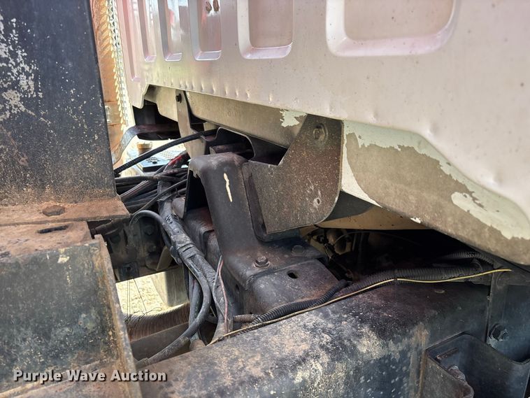 image for item FG0676 1990 Chevrolet Kodiak dump truck