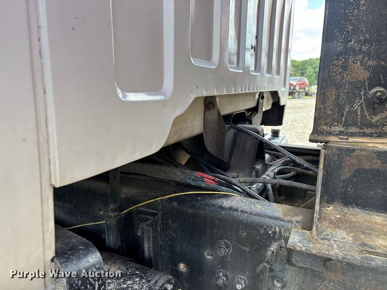 image for item FG0676 1990 Chevrolet Kodiak dump truck