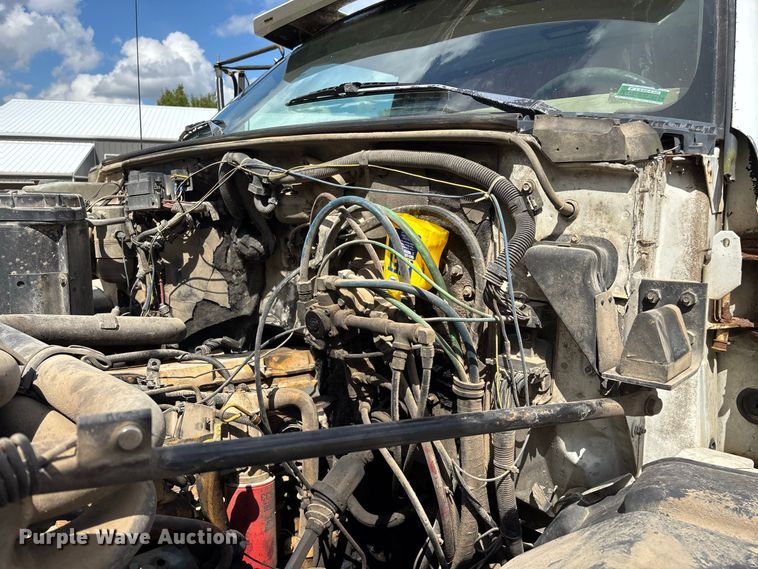 image for item FG0676 1990 Chevrolet Kodiak dump truck