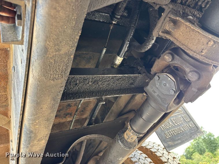 image for item FG0676 1990 Chevrolet Kodiak dump truck