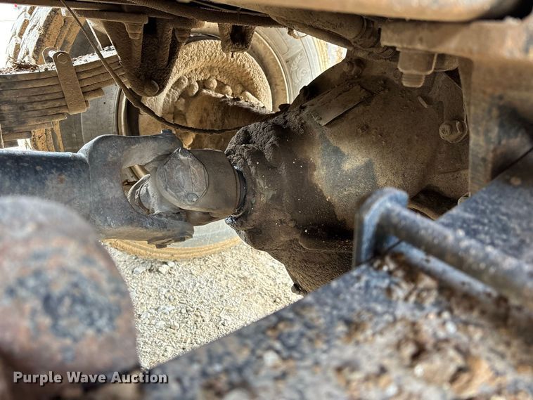 image for item FG0676 1990 Chevrolet Kodiak dump truck