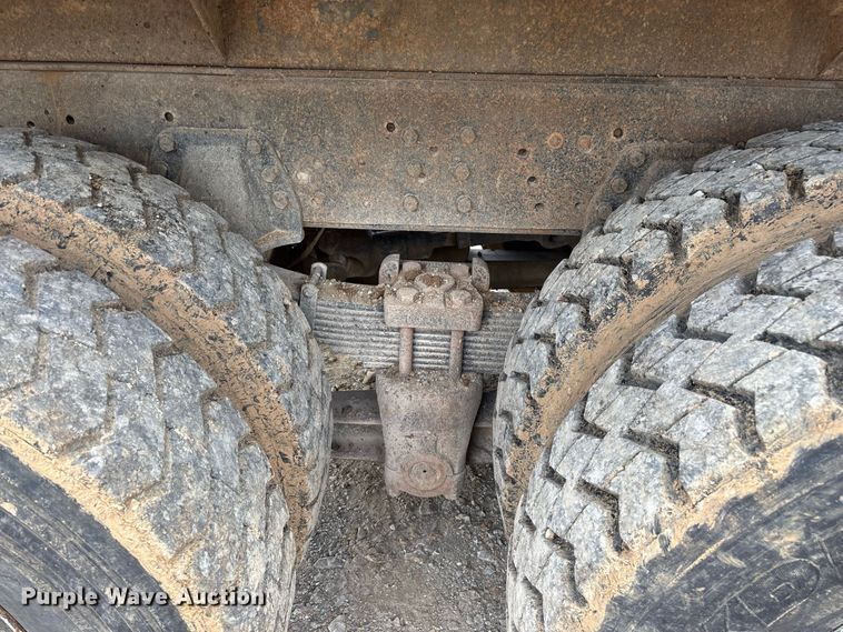 image for item FG0676 1990 Chevrolet Kodiak dump truck