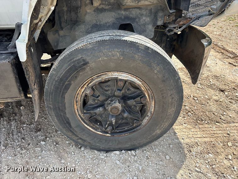 image for item FG0676 1990 Chevrolet Kodiak dump truck