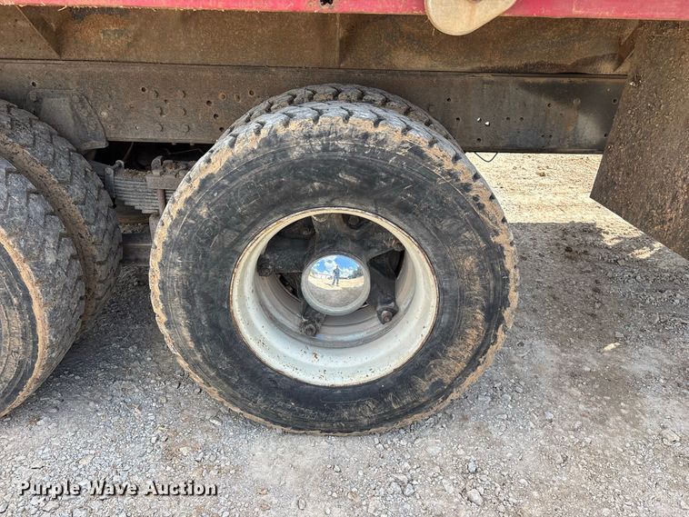 image for item FG0676 1990 Chevrolet Kodiak dump truck