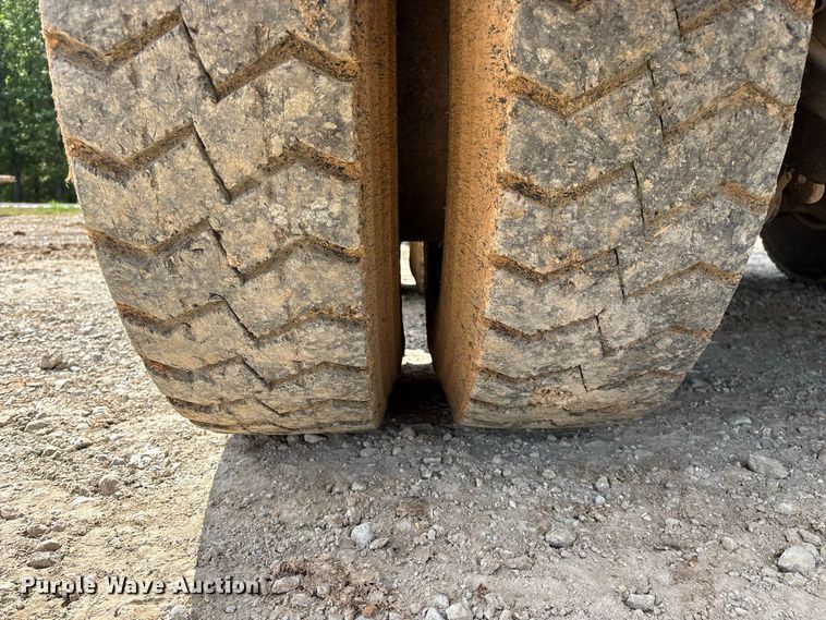 image for item FG0676 1990 Chevrolet Kodiak dump truck