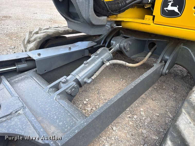 image for item FH6630 2015 John Deere 35G mini excavator
