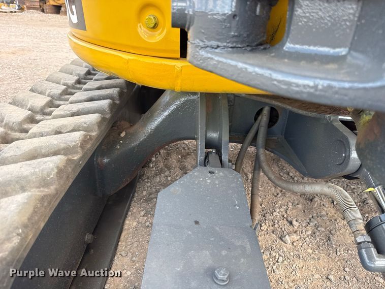 image for item FH6630 2015 John Deere 35G mini excavator