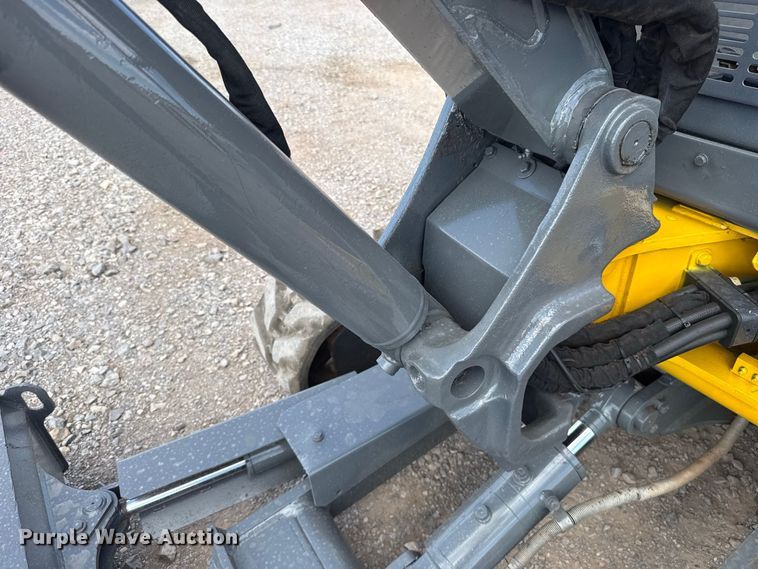 image for item FH6630 2015 John Deere 35G mini excavator