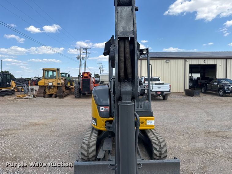 image for item FH6630 2015 John Deere 35G mini excavator