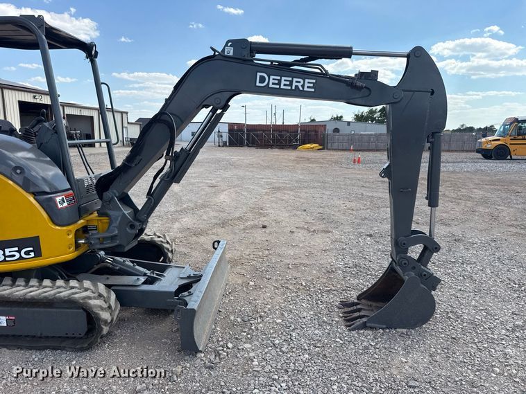 image for item FH6630 2015 John Deere 35G mini excavator