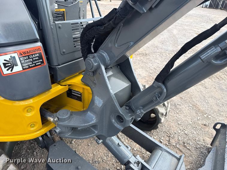 image for item FH6630 2015 John Deere 35G mini excavator
