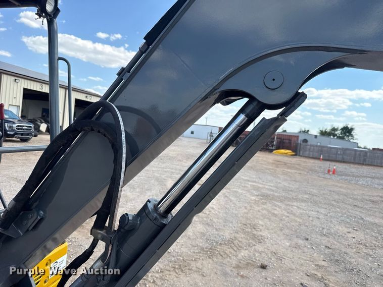 image for item FH6630 2015 John Deere 35G mini excavator