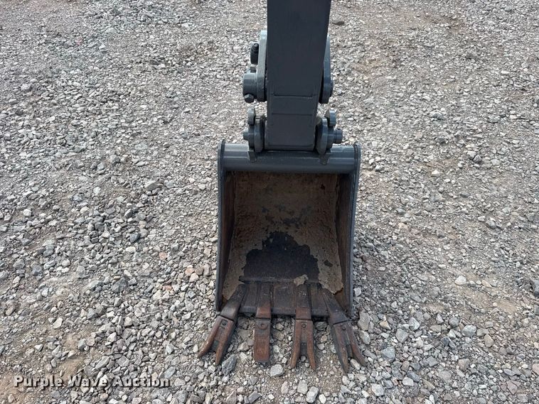 image for item FH6630 2015 John Deere 35G mini excavator
