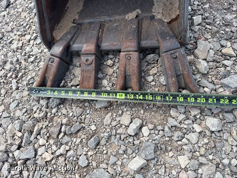 image for item FH6630 2015 John Deere 35G mini excavator