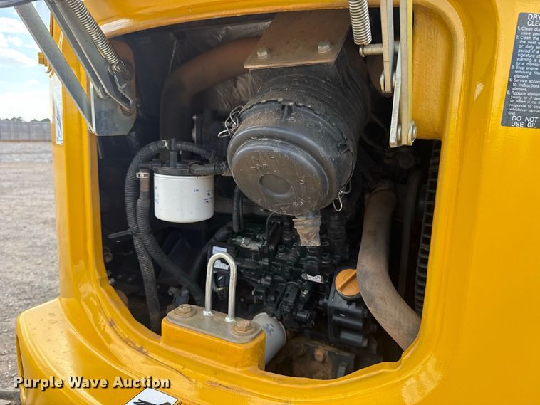 image for item FH6630 2015 John Deere 35G mini excavator