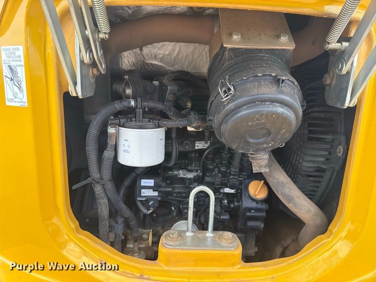 image for item FH6630 2015 John Deere 35G mini excavator