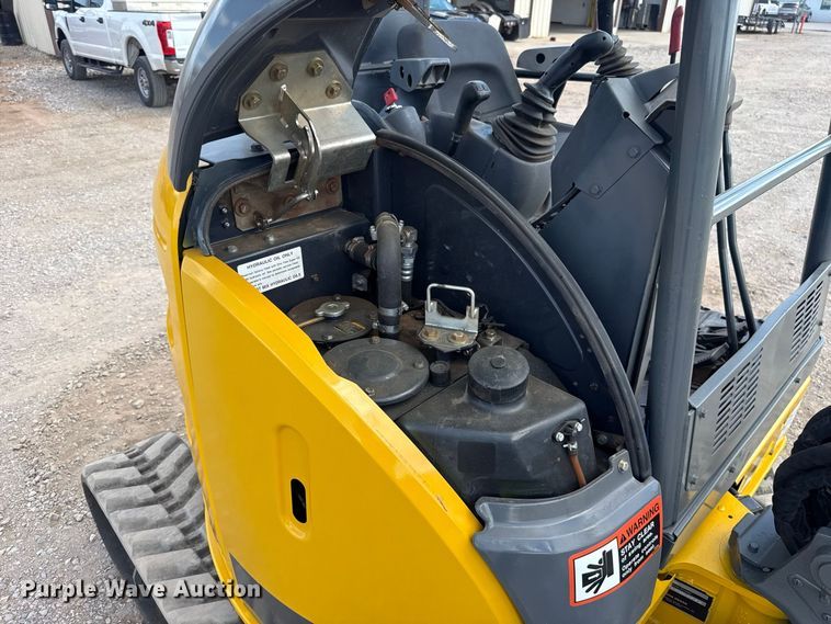 image for item FH6630 2015 John Deere 35G mini excavator