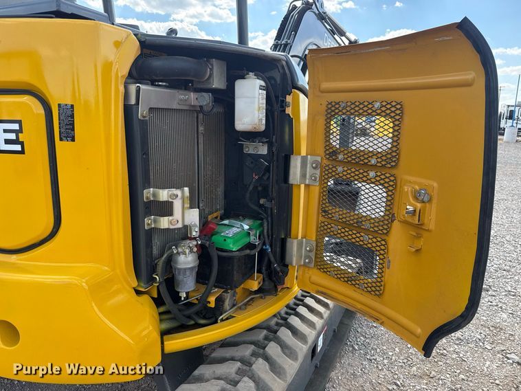 image for item FH6630 2015 John Deere 35G mini excavator