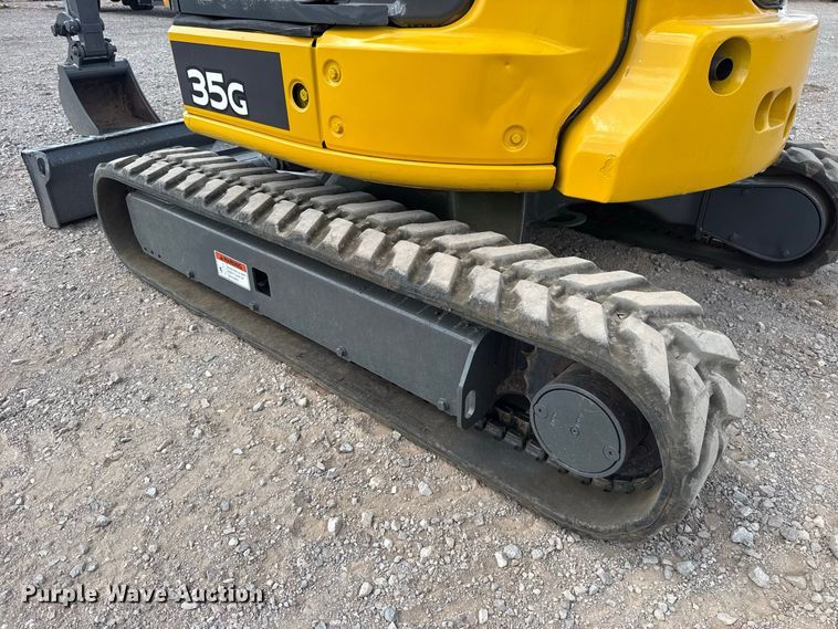 image for item FH6630 2015 John Deere 35G mini excavator