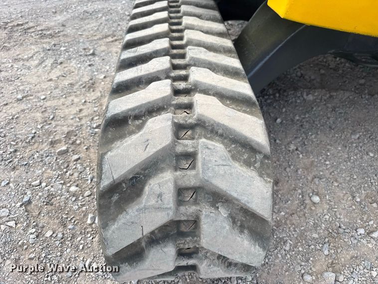 image for item FH6630 2015 John Deere 35G mini excavator