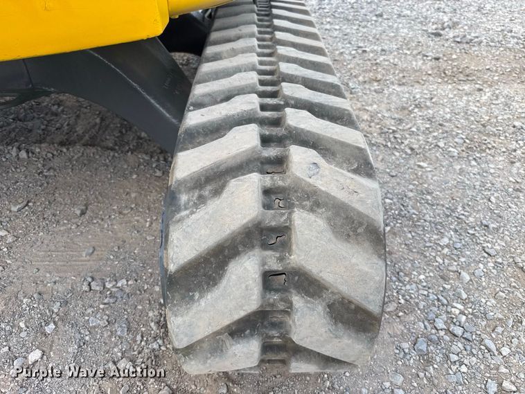 image for item FH6630 2015 John Deere 35G mini excavator