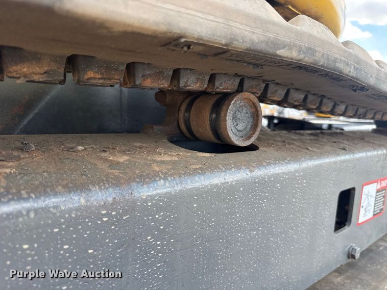 image for item FH6630 2015 John Deere 35G mini excavator