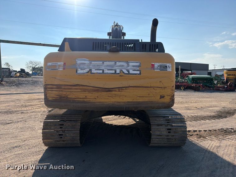 image for item FI0374 2014 John Deere 210G LC excavator