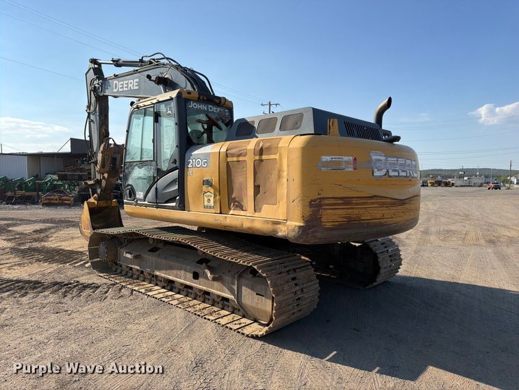 image for item FI0374 2014 John Deere 210G LC excavator