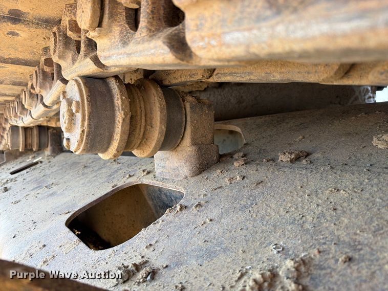 image for item FI0374 2014 John Deere 210G LC excavator