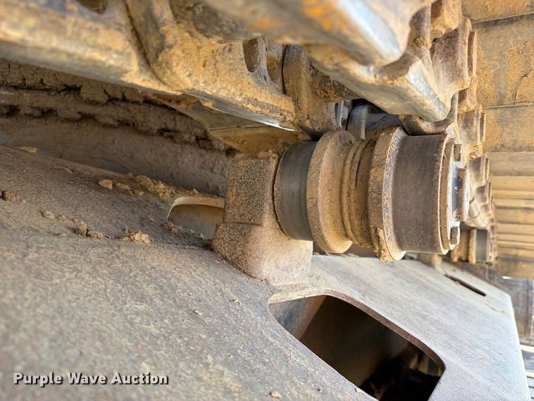 image for item FI0374 2014 John Deere 210G LC excavator