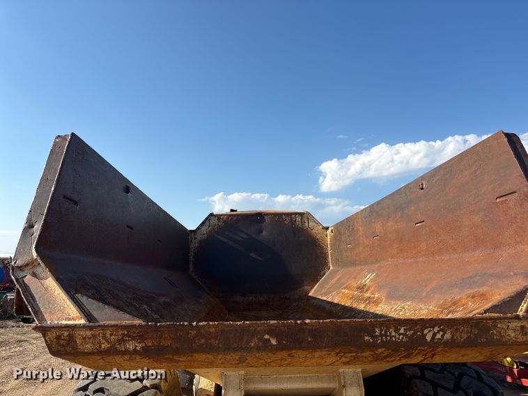 image for item FI0375 2001 Terex TA27 articulated haul truck