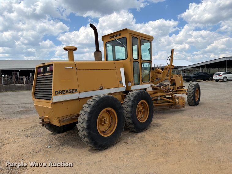 image for item FI0377 1988 Dresser A500E motor grader