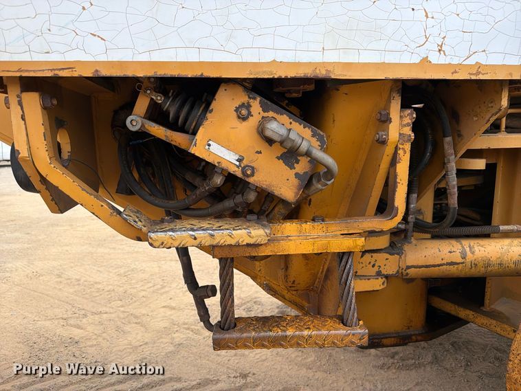 image for item FI0377 1988 Dresser A500E motor grader