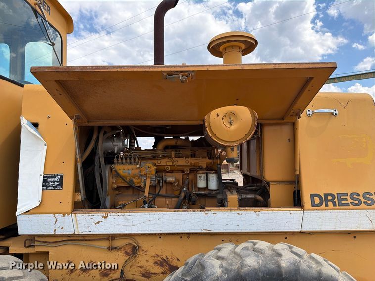 image for item FI0377 1988 Dresser A500E motor grader