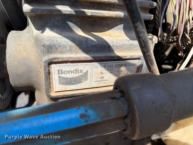 image for item FI0380 2006 International 4200 dump truck