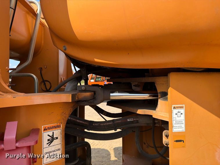 image for item FI0387 2012 Case 821F wheel loader