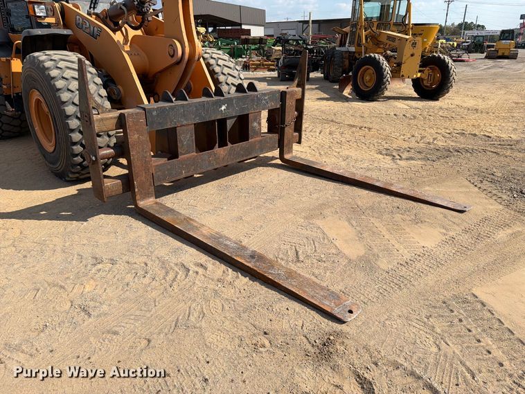 image for item FI0387 2012 Case 821F wheel loader