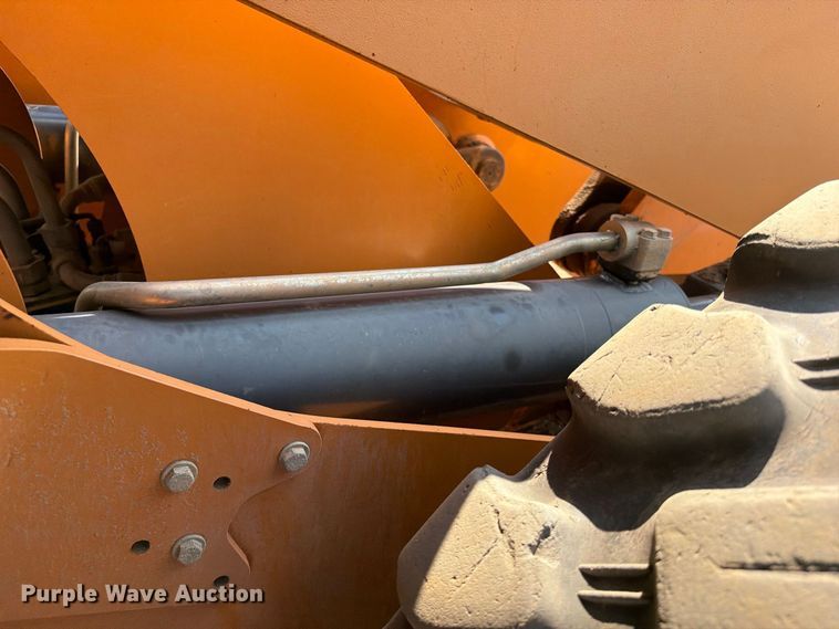 image for item FI0387 2012 Case 821F wheel loader