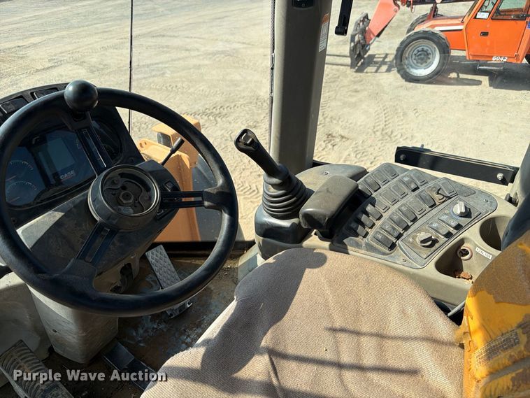 image for item FI0387 2012 Case 821F wheel loader