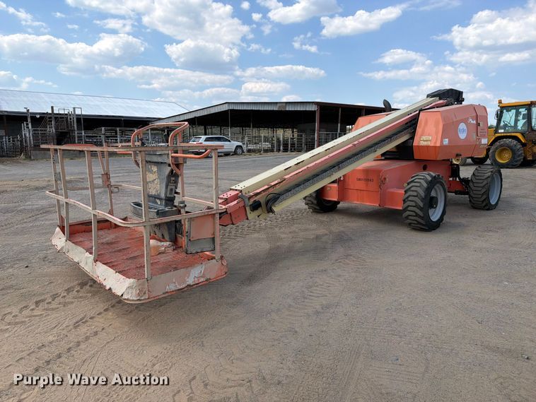 2020 JLG 600S boom lift