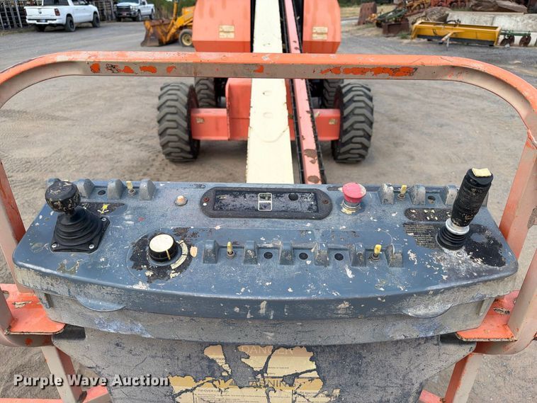 image for item FI0394 2020 JLG 600S boom lift