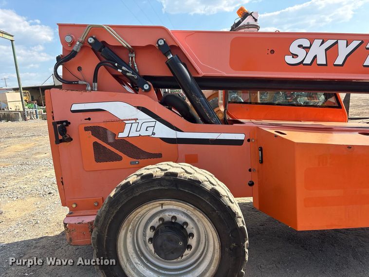 image for item FI0398 2014 Sky Trak 6042 Telehandler