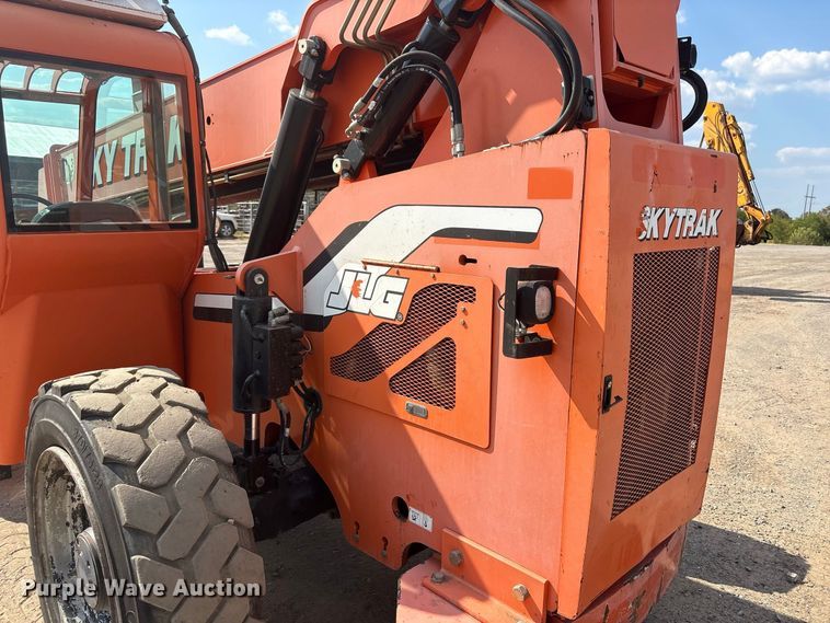 image for item FI0398 2014 Sky Trak 6042 Telehandler