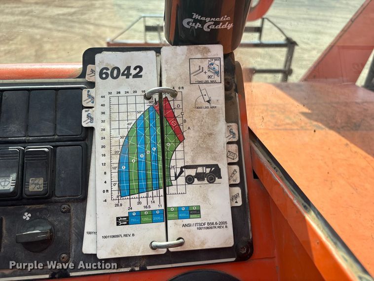 image for item FI0398 2014 Sky Trak 6042 Telehandler