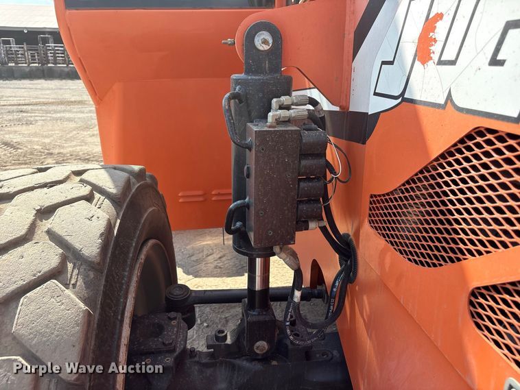 image for item FI0398 2014 Sky Trak 6042 Telehandler