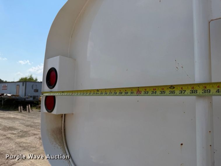 image for item FI0403 2013 International DuraStar 4300 water truck