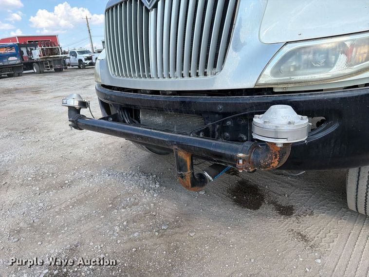 image for item FI0403 2013 International DuraStar 4300 water truck