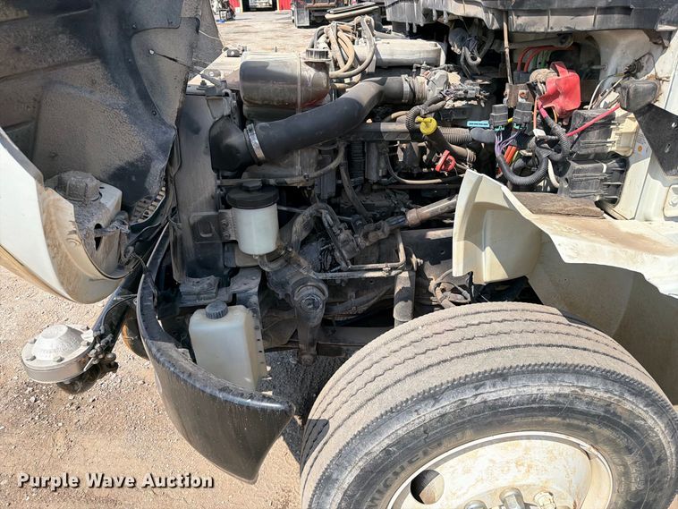 image for item FI0403 2013 International DuraStar 4300 water truck