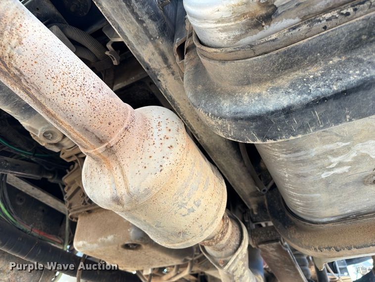 image for item FI0403 2013 International DuraStar 4300 water truck